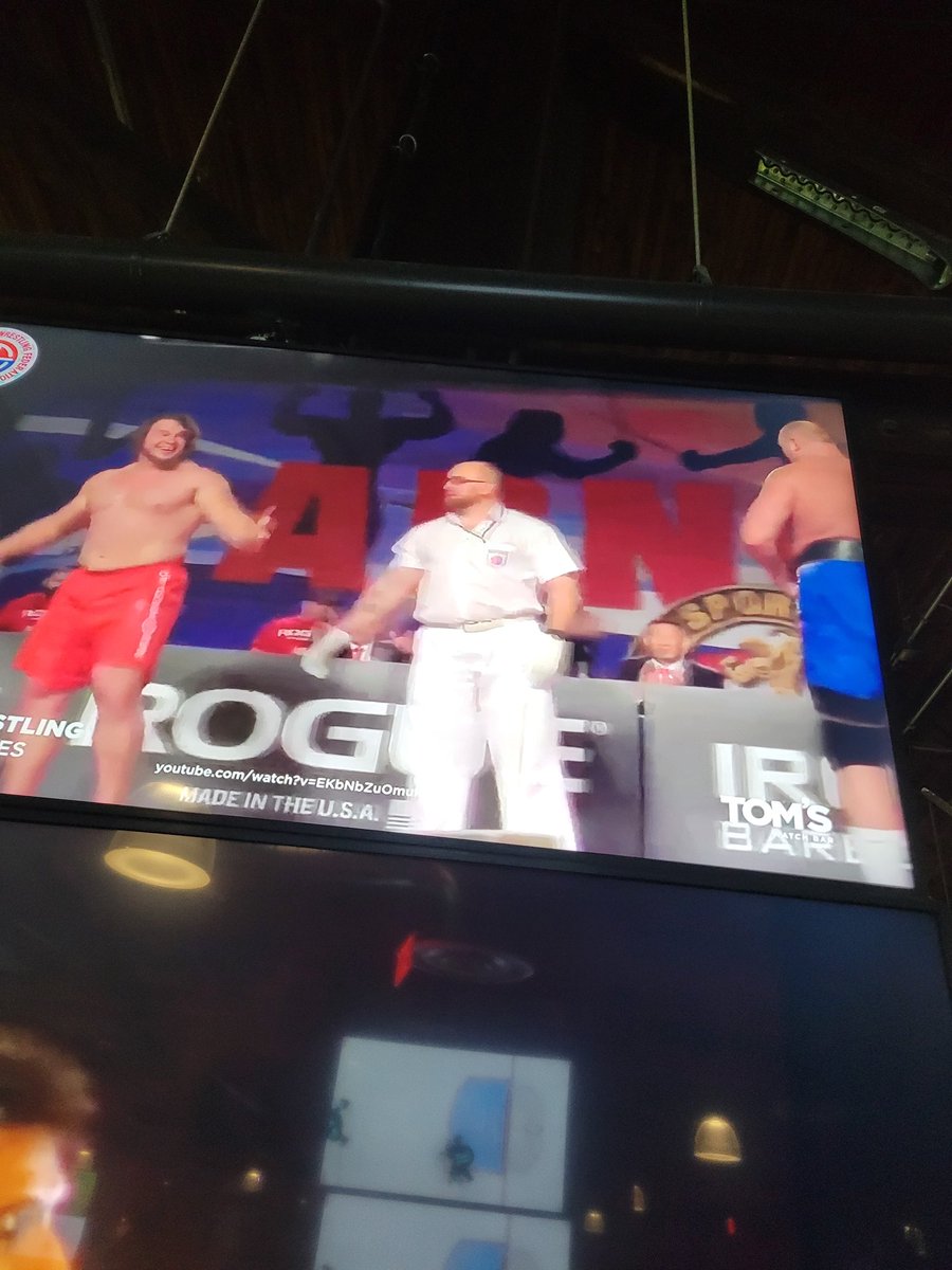 Is that <a href="/MachineGunKA/">Karl Anderson</a> being a ref at #Maswrestling?