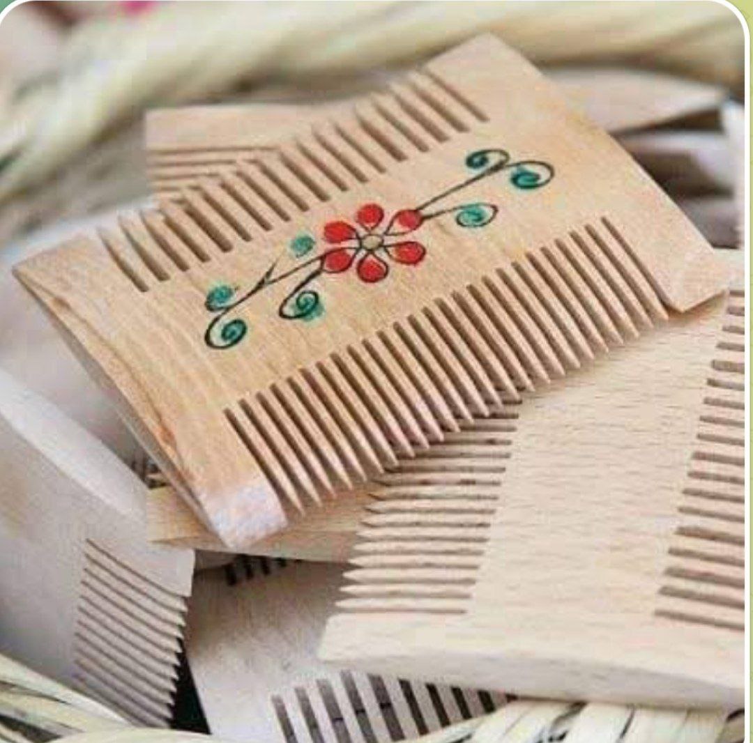 cigtanesicigdem's tweet image. Uyumadan önce SAÇINIZI MUHAKKAK TARAYINIZ !

-Bu kan dolaşımınızı hızlandırır
-Sitresinizi azaltır ve 
-Rahat uyumanızı sağlar
-Uyumadan önce saçı taramak sünnettir
-Peygamber Efendimiz (ﷺ) saçlarımızın üzerimizde hakkı olduğunu,onları yağlamamızı ve taramamızı tavsiye etmiştir