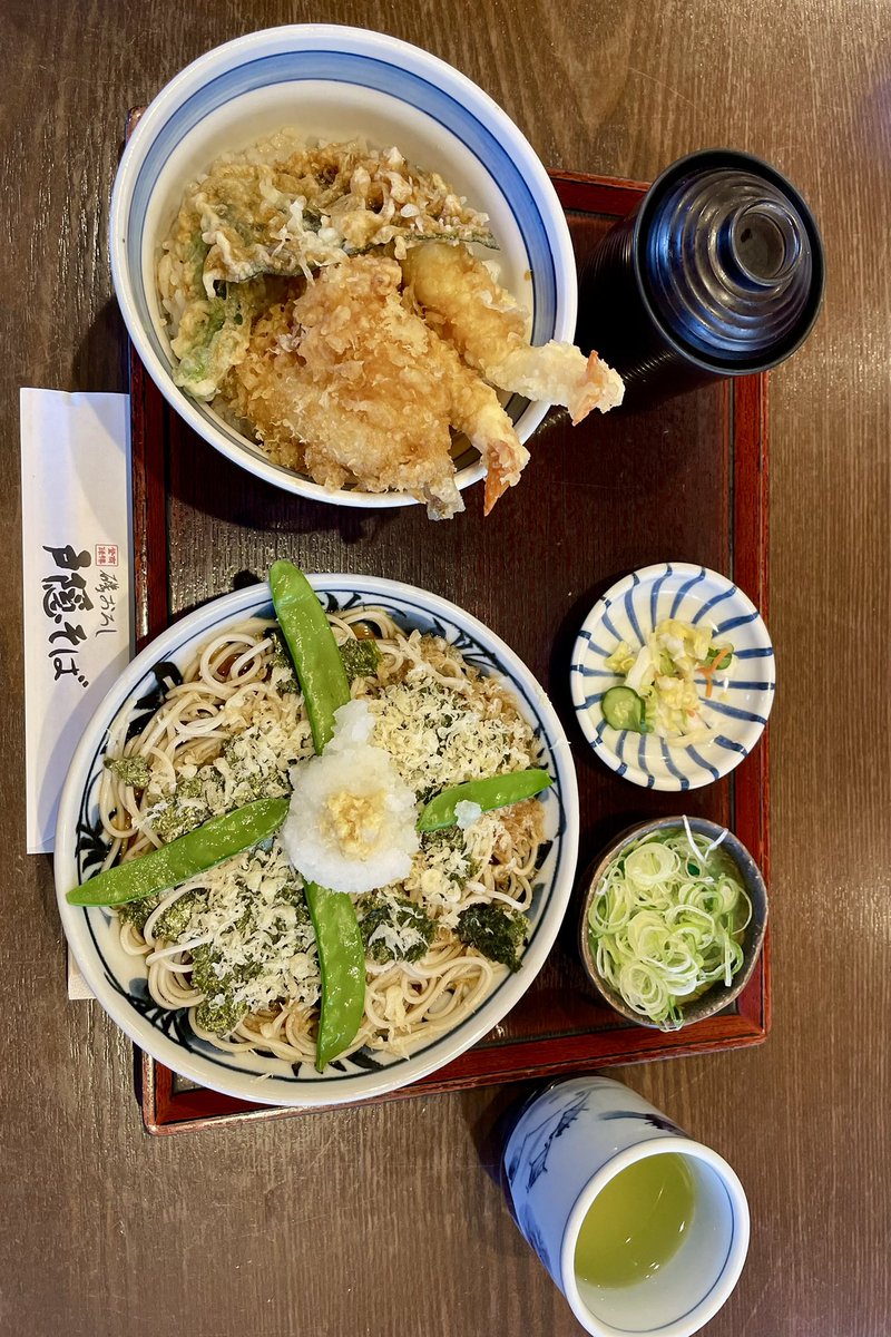 年越しそば食べに来た⟡.·
30分並んた!!
美味しかった·͜·ᰔᩚ
