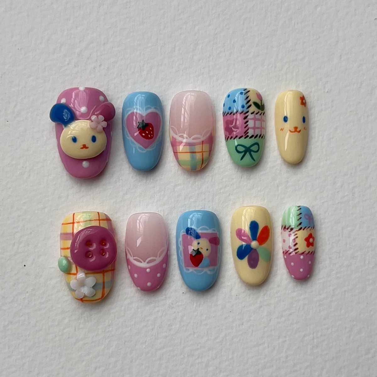 Mitten Kitten | Press-on Nails tweet media