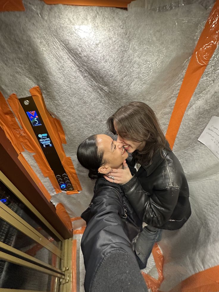 love ⚢ (@sapphiccworld) on Twitter photo 