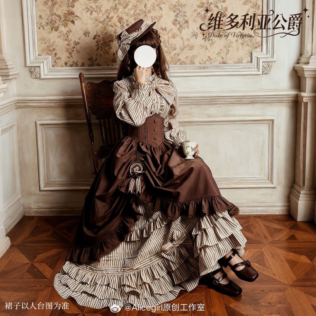 Roses on the Roof～ロリィタ＆クラシック【公式PR】 (@shiny5432