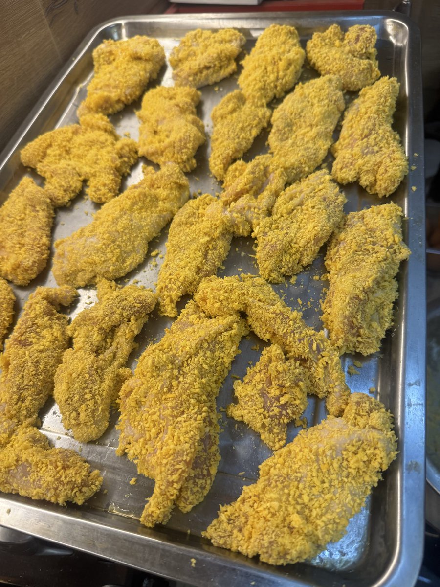 За энэ амралтын өдөр бүрж шарсан тахиа хийнэ ээ. Энийг Солонгос нэг эгчийн маань зааж өгсөн технологи.

Амтлахаас гадна шарах нь илүү чухал.