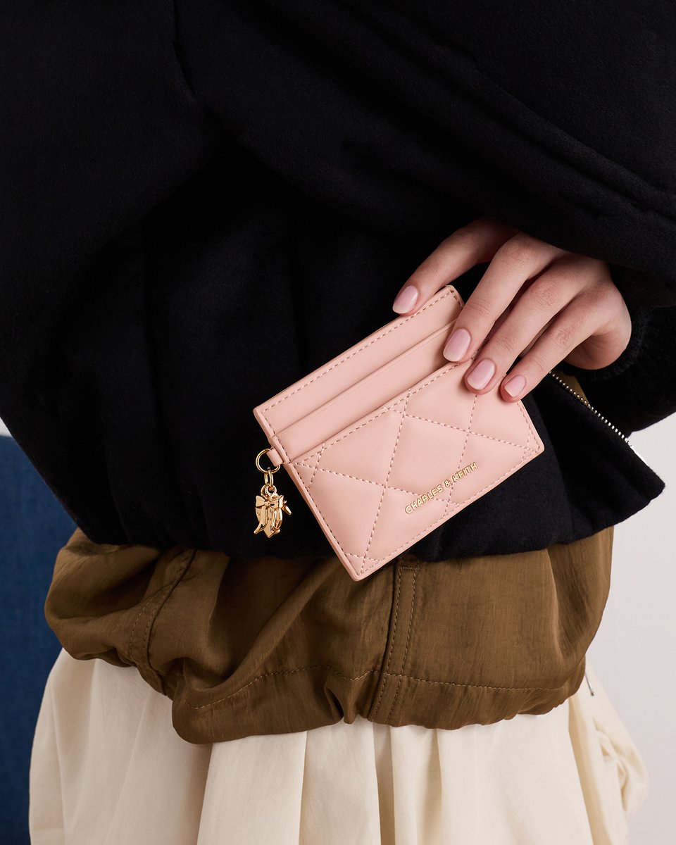 Charles_Keith tweet media