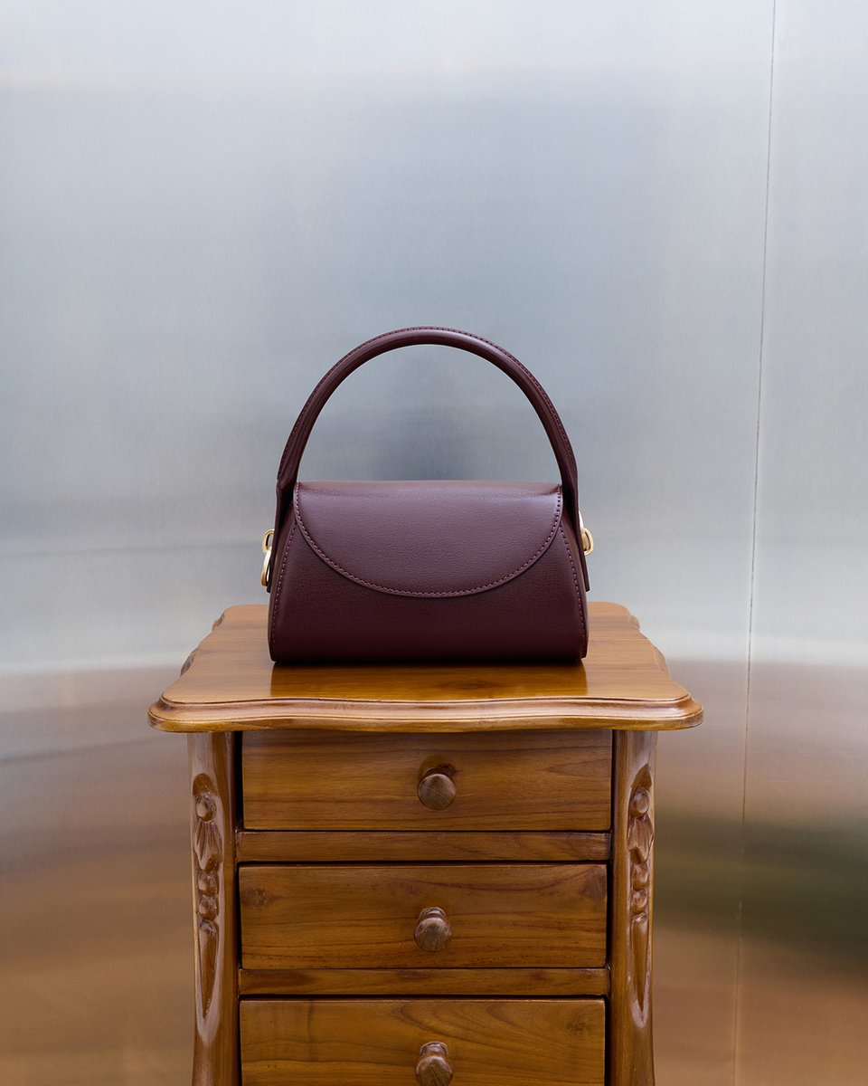 Charles_Keith tweet media