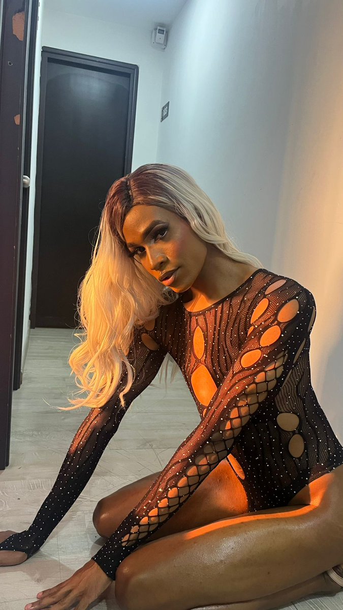 La_keycesex1's tweet photo. Puedo ser tuya ⚡🔥 
I can be yours ⚡🔥

#chicatrans 
#modelowed 
#StripClubLife 
@CruisingGayXXX 
@CortosgayX 
@ChicasTrans22 
@wedcam01 
@wedcambo https://t.co/2vGhGQxcmB