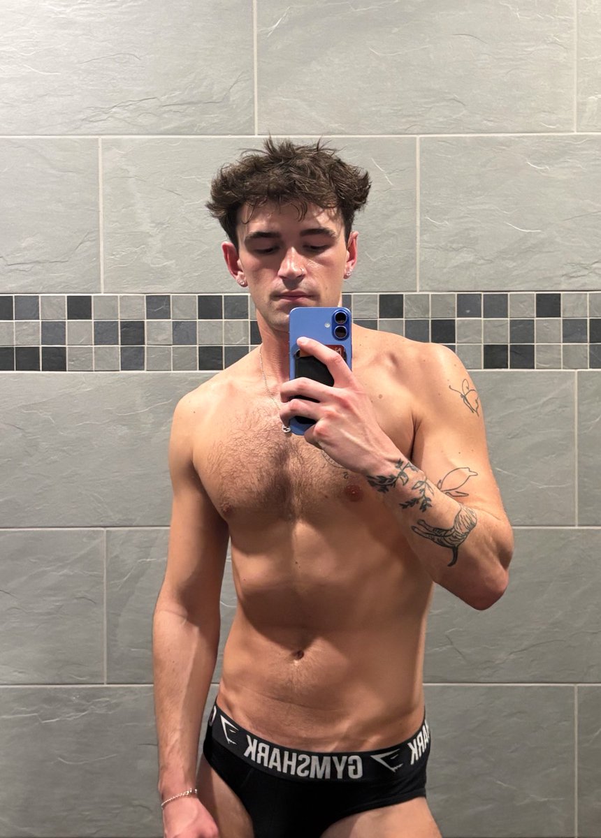 xirondust's tweet image. 