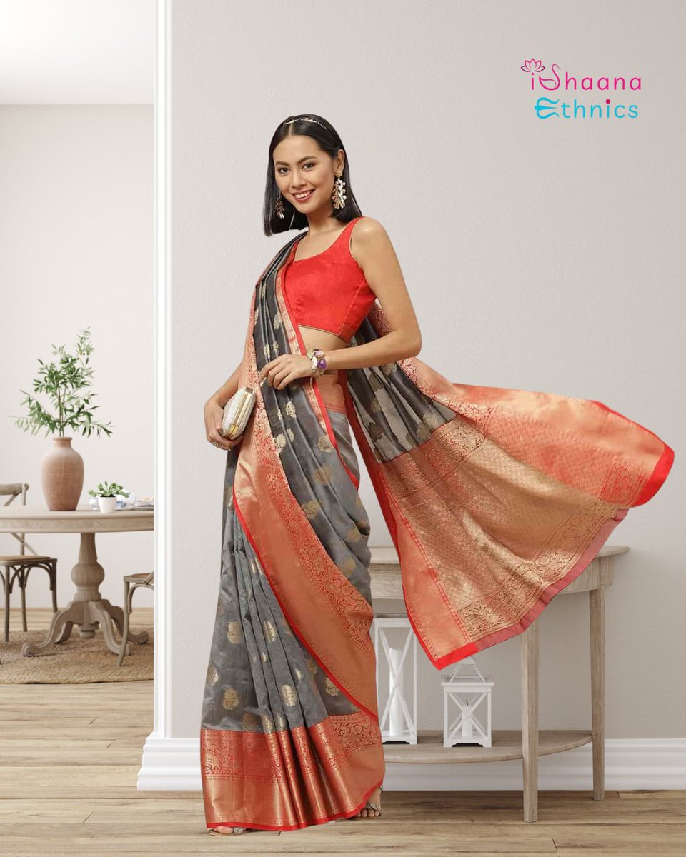 ishaanaethnics's tweet photo. Strong colour stories. Elegant contrasts.

A saree that carries presence with effortless grace.

Explore: https://t.co/KTH2vtd4ig

#ishaanaethnics https://t.co/jqGDB1rAba