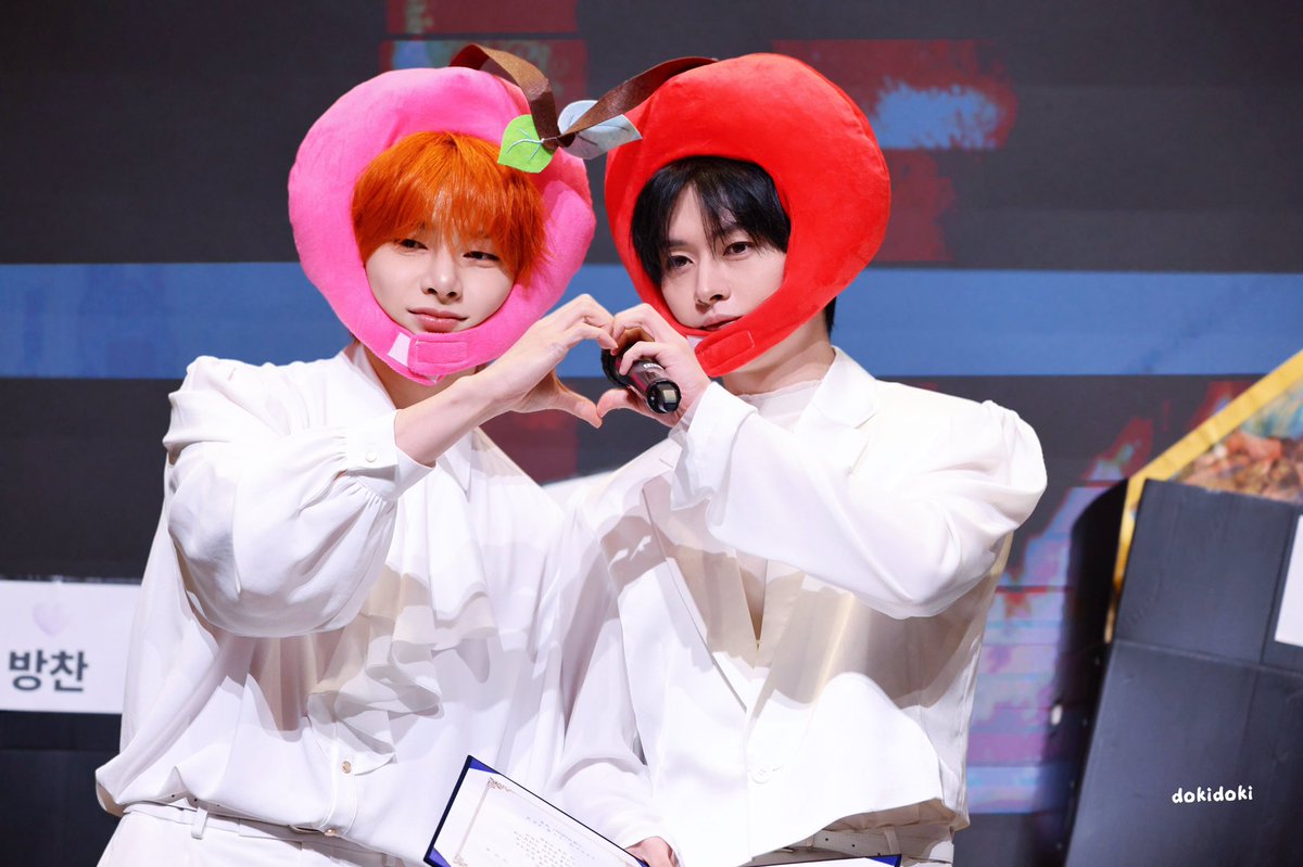 ⋆｡⋆ tweet media