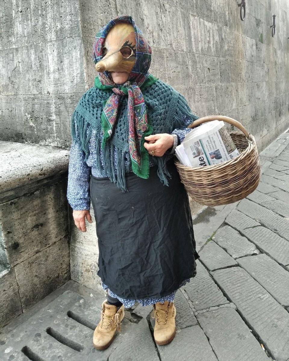 It made me reflect on my own #freemonthlyoracle here
I’ve decided to pause the series, but I’ll happily share one by request

#oracle #FireFestival #WinterFestival #diviner #dowser #tealeafreader #divining #dowsing #tealeafreading #rebellonna #confuego