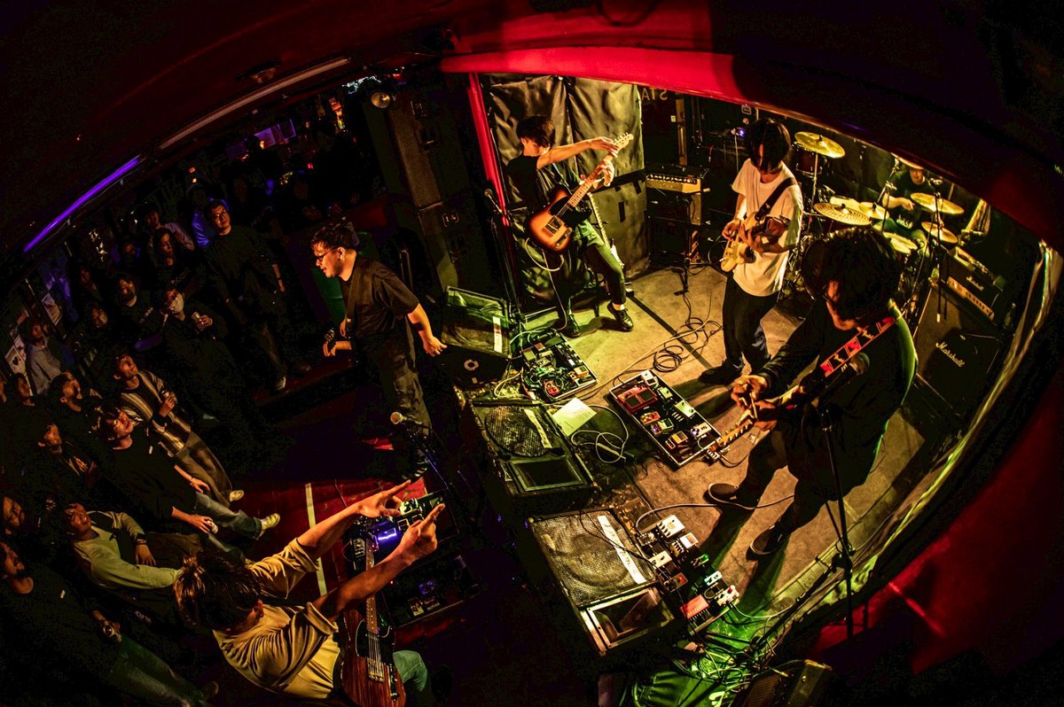 NOH_JP's tweet image. 【Instagram更新】

2025.12.27(土)@名古屋ROCK'N'ROLL
the coast「生者の行進｣EP RELEASE TOUR FINAL

盟友the coastのツアーファイナルでGt4人！この日のサポートギターはしゅが&amp;amp;小寺。ありがとうございました！
📸@tomlivephoto 

instagram.com/p/DS1yn8sEaBZ/…