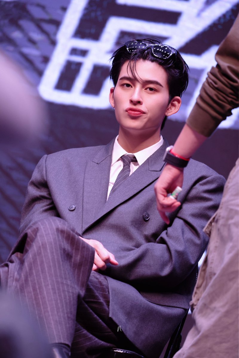 twixtpp's tweet image. จิ๋วเหมือนกันเยยนิ 🤏🏻