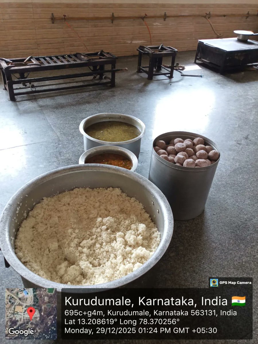 Krcrs397's tweet photo. Lunch  #SocialAudit_SWDMeals #SocialWelfare_Karnataka https://t.co/2U99qOZLHy