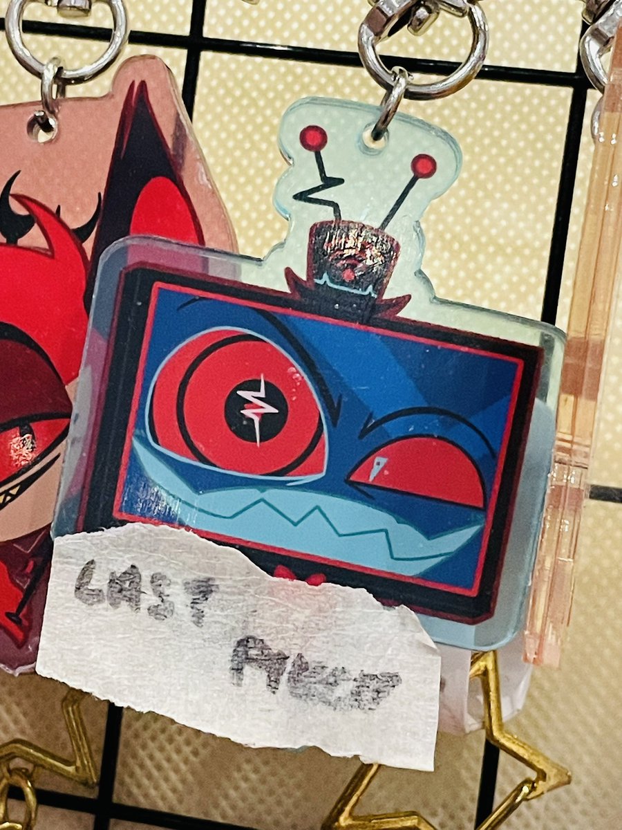 Thank you vox stans 🥹🥹🥹 There’s only one vox charm left!!!