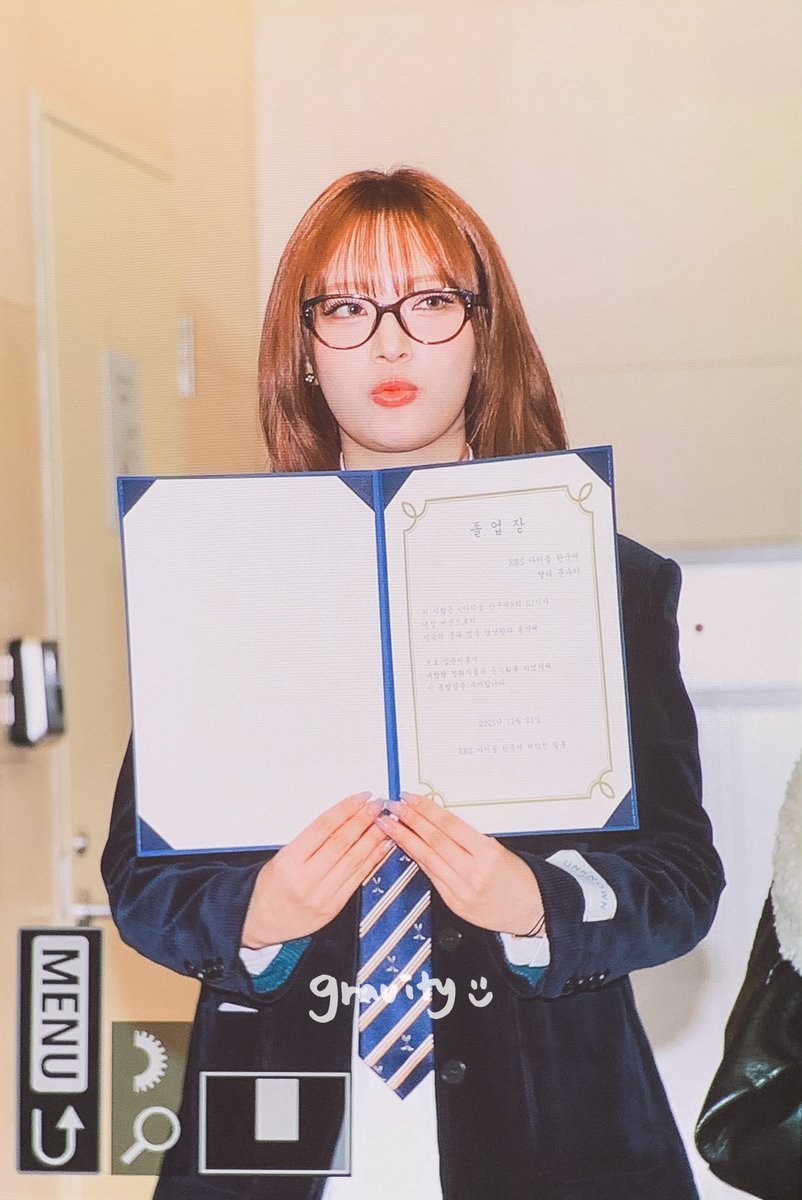 251229 EBS FM 퇴근 프리뷰

우리 달디 아주 멋지게 졸업했다,, 🥰

#빌리 #문수아 #BILLLIE #MOONSUA