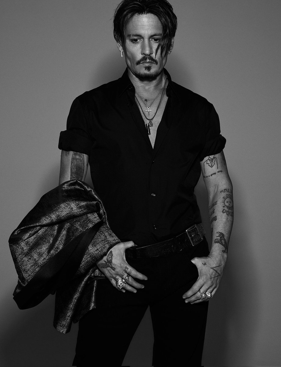 nstbel's tweet image. The "My Favorite Photoshoot" section continues🔥

Johnny Depp by Jean-Baptiste Mondino in 2017