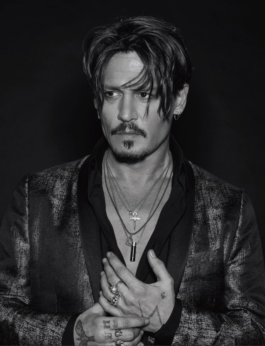 nstbel's tweet image. The "My Favorite Photoshoot" section continues🔥

Johnny Depp by Jean-Baptiste Mondino in 2017