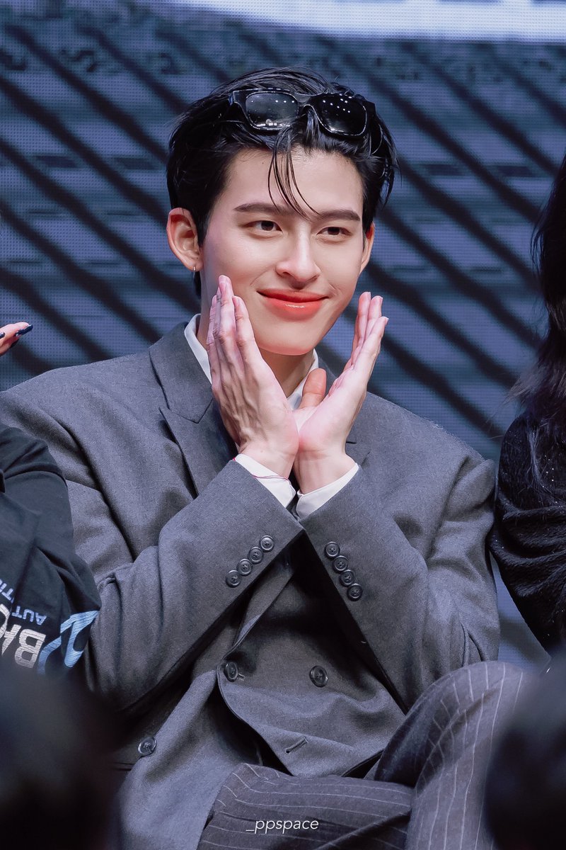 melodypalette_'s tweet image. 🔫🐶🌸

POND 1ST FANCON NANNING
#PondFanconinNanning