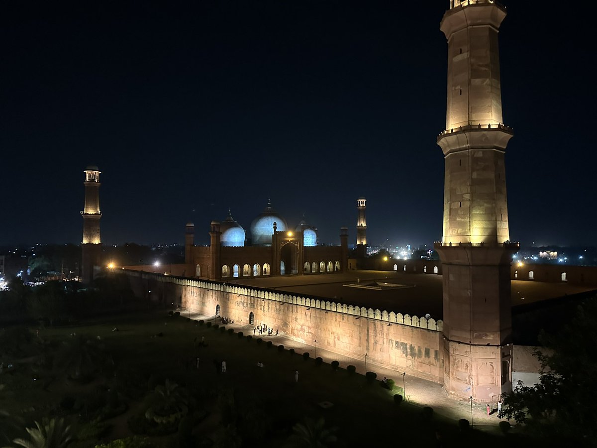 Arib 🇺🇸🇵🇰 tweet media