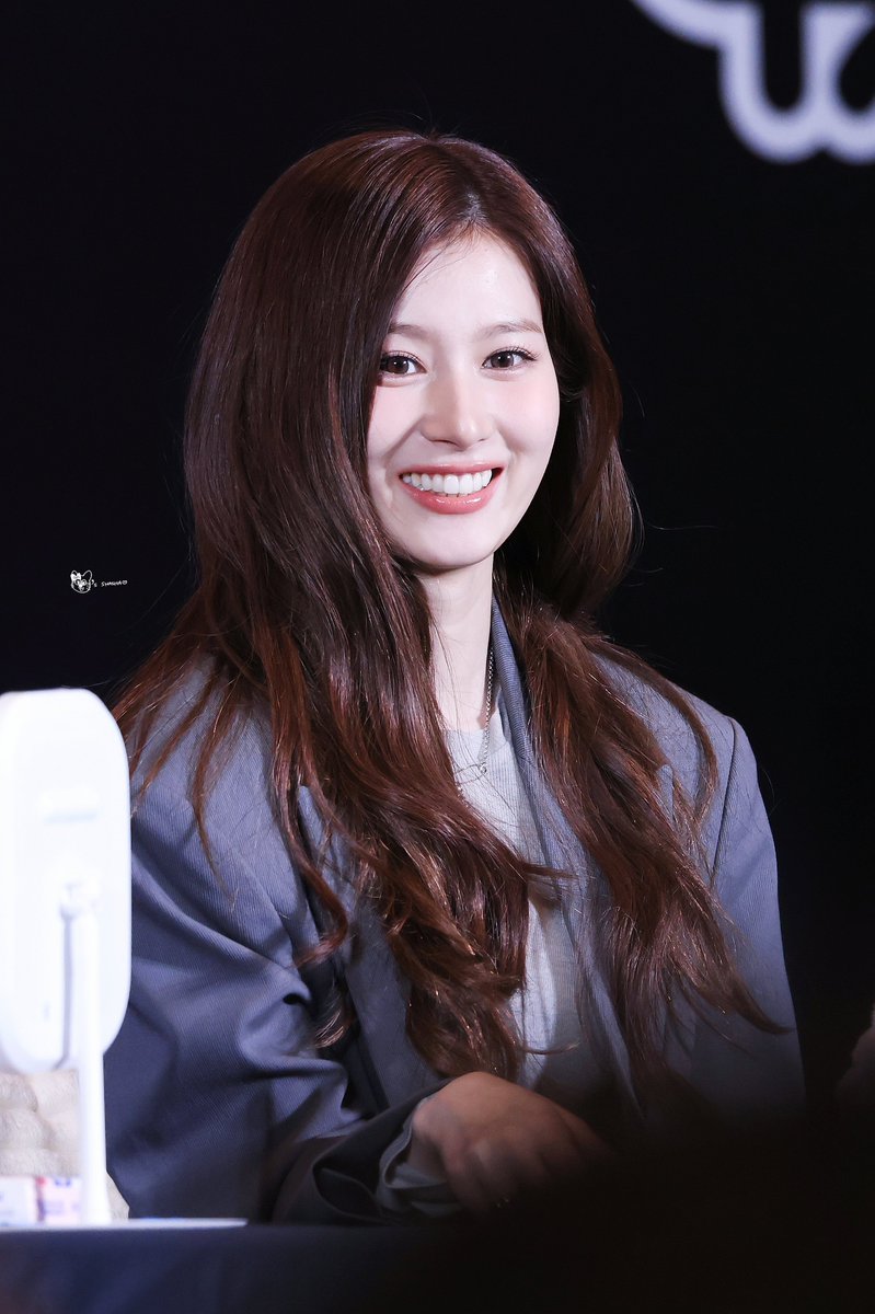 KCl ฅ^•ﻌ•^ฅ tweet media