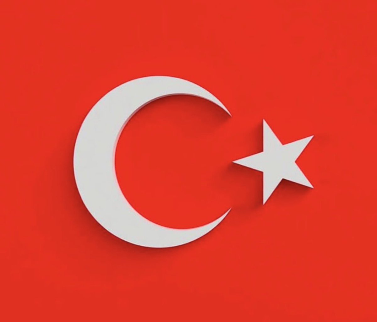 Yalova'da terör örgütü mensuplarına yönelik
gerçekleştirilen operasyonda çıkan çatışma sonucu şehit olan kahraman
polislerimize Allah'tan rahmet; ailelerine, yakınlarına, Emniyet Teşkilatımıza ve milletimize başsağlığı, yaralı polislerimize ise acil şifa dileriz.

#ultrAslanUNI