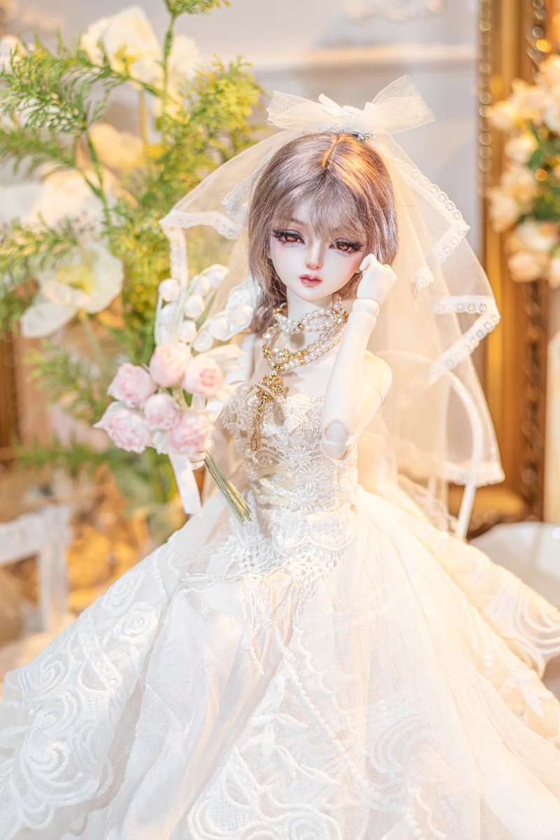 ウェディングドレス姿のジンロ、美しすぎる…✨
#ノワドール #Novadoll #bjd #bjddoll #dollmakeup #おはドル #うちのこかわいい #ドールオーナーさんと繋がりたい #人形 #ドールフェイス #ドールのいる生活 #ドールメイク #球体関節人形