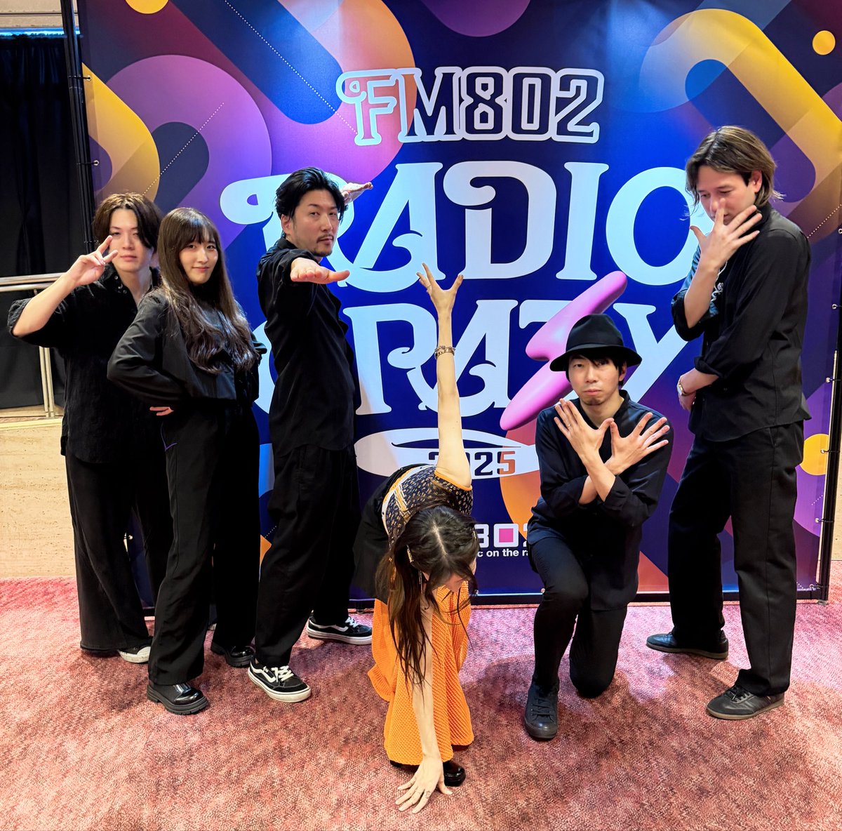 milet_music's tweet photo. #FM802 ROCK FESTIVAL 
RADIO CRAZY 2025
レディクレのおかげで最高な歌い納めができました！やっぱり大阪大好き！
もっと歌ってたかった。
みんなの声に支えられた幸せな時間でした。
大変なことも嬉しいことも詰まった2025。
これにて完。
ほんまにおおきに！
次は武道館で会おうね❤️‍🔥
#レディクレ https://t.co/oONYMic9HT