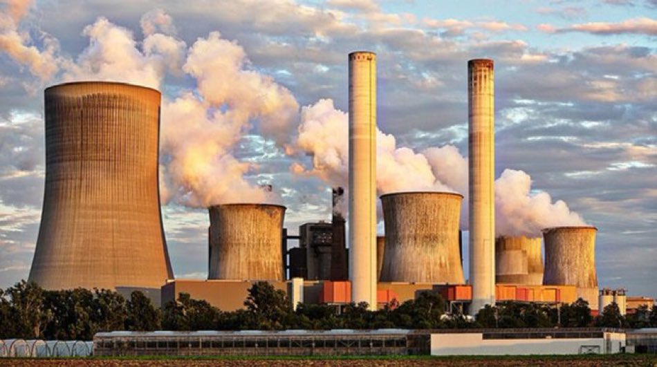 zanupf_patriots's tweet image. Hwange Power Station Set for US$450m Upgrade to Restore 920MW Capacity‼️

Hwange Thermal Power Station will undergo a US$450 million refurbishment, with physical works on Units 1–6 expected to begin in the first quarter of next year. 

Zesa Holdings says the repowering will…