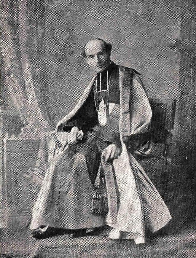 deleslletres's tweet image. El 29 de desembre de 1932 va morir a Perpinyà Juli Carsalade "bisbe dels catalans" amb un llarg full de serveis a Catalunya, la seva "Pàtria amadíssima". El 1902 va acollir a St Martí del Canigó els Jocs Florals que les autoritats espanyoles havien prohibit fer a Barcelona