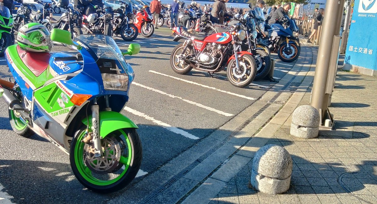 xjrxMHTamYN2ldR's tweet image. #針テラス
#ZX4 で走り納め中(笑)
例のごとく知り合い居ない(^_^;)