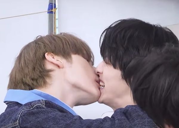 Hueningkai this is your 3rd strike.