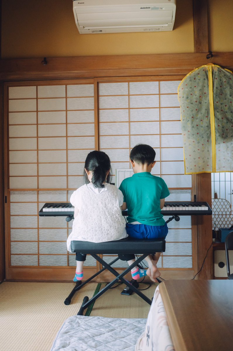 luu_graph's tweet image. 11月くらいにデータだけですが写真集を作ってました。

今すぐでなくて、暇な時にでも見てもらえるだけで嬉しいです✨

drive.google.com/file/d/1so3RYS…