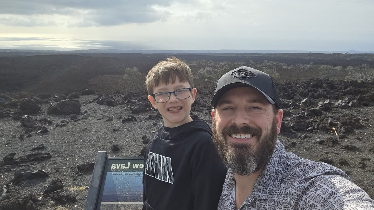 OffRoadCampBoys's tweet image. Overlanding Hawaii with the Starlink Mini in the lava fields! 🤯

@Starlink 
@elonmusk 
@grok 

#overlanding