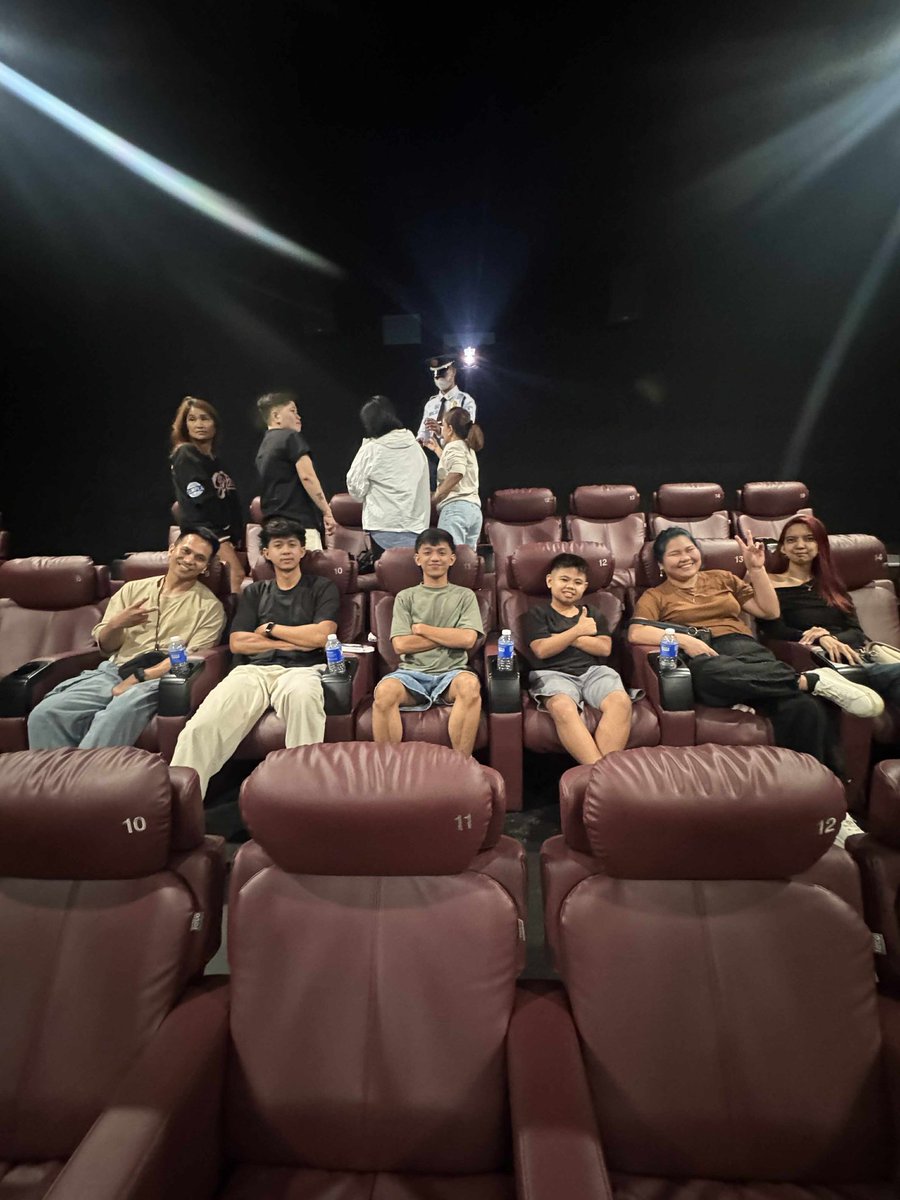 vaginadine's tweet image. 1000/100. Call Me Mother is MOTHERING. MUST WATCH! 💯

Thank you Zia, for inviting me and my family to join and watch 'Call Me Mother' together. We even got the chance to see the cast! Sa uulitin! 💗 Special thanks as well to Tita My &amp;amp; NLO for organizing this block screening. 💙