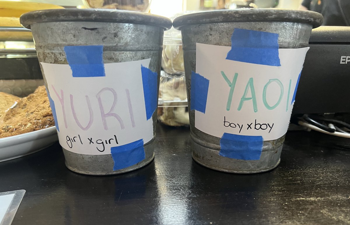 kingfujos's tweet image. look at the tip jars from the cafe i went to today