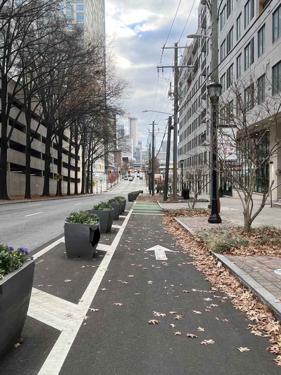 Neill Davis tweet media