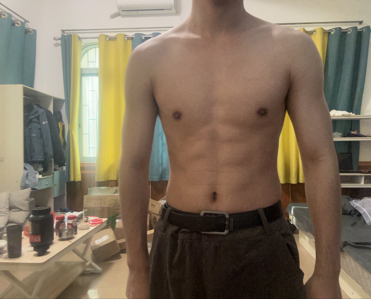 keleyy7's tweet image. 已练不欠 #健身 #薄肌