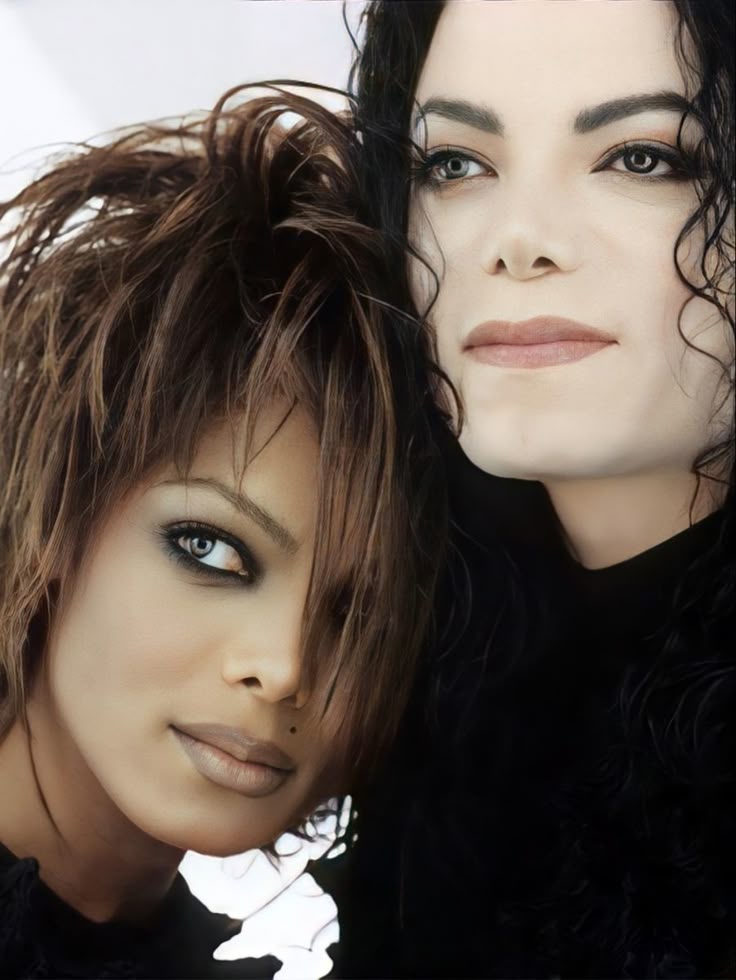 KingPablotz's tweet image. Most Expensive Music Videos of All Time 🍿 

1. Scream – Michael Jackson &amp;amp; Janet Jackson (1995) — $7,000,000

2. Die Another Day – Madonna (2002) — $6,100,000

3. Express Yourself – Madonna (1989) — $5,000,000

4. Bedtime Story – Madonna (1995) — $5,000,000

5. Estranged – Guns…