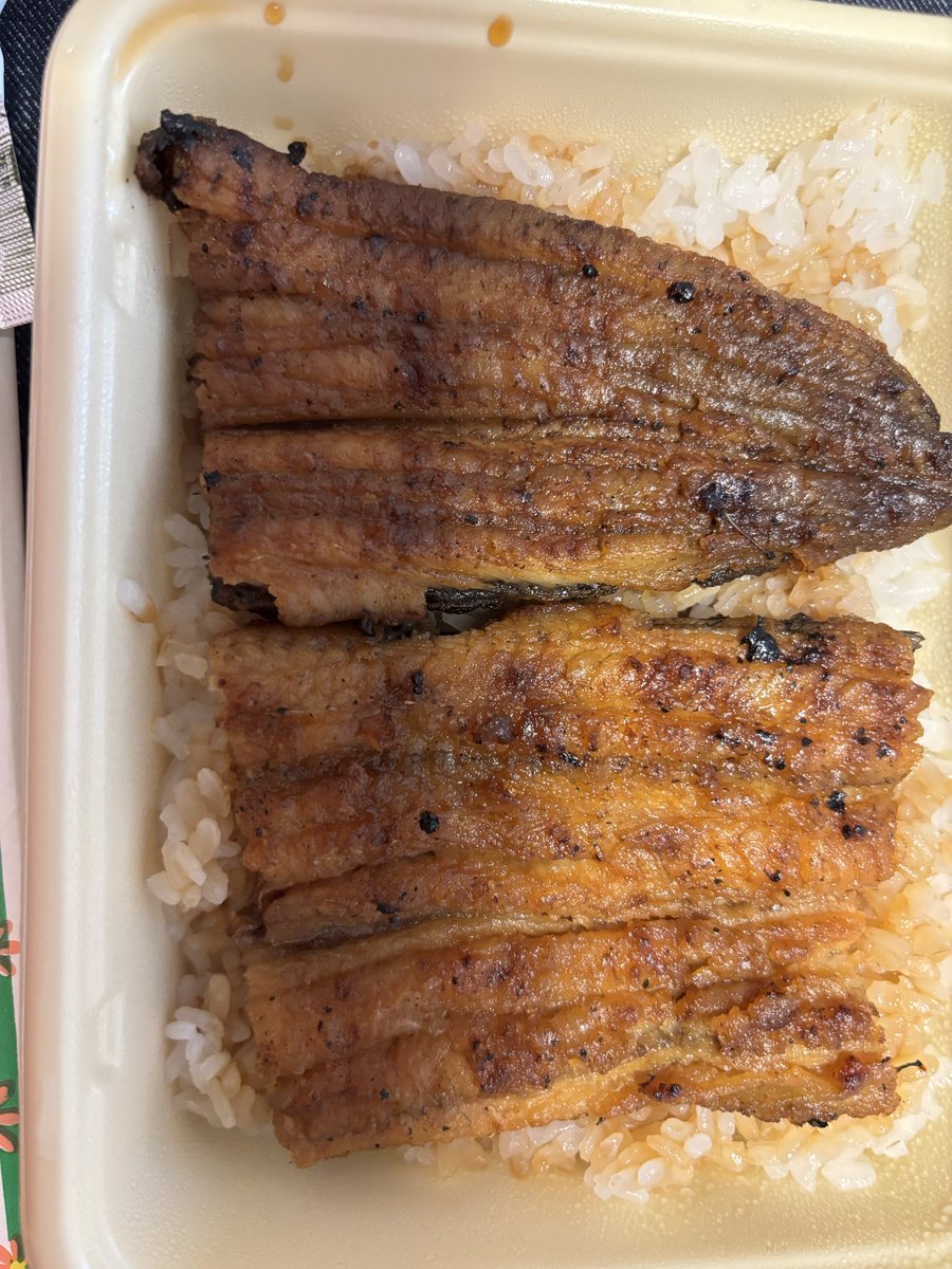 sunukaorate's tweet photo. お弁当買ってきた🤗 https://t.co/pokaM4NoCk