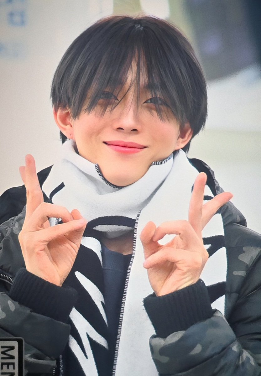 LAVIN507's tweet photo. 251229 입국

한국 도착✈️✨️
수고했댜 푹쉬자 🥰💟

#NINEi #나인아이 #ナインアイ
#반 #VAHN #정우 #バン https://t.co/AF59KSyfrH