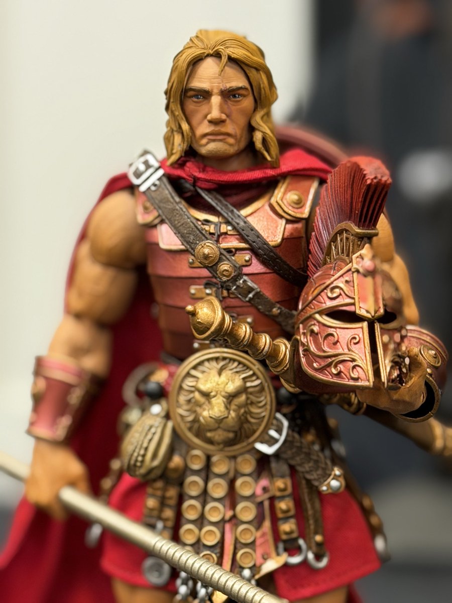 顔や装飾の作り込みも見て欲しい……waveを重ねる毎に進化するFour