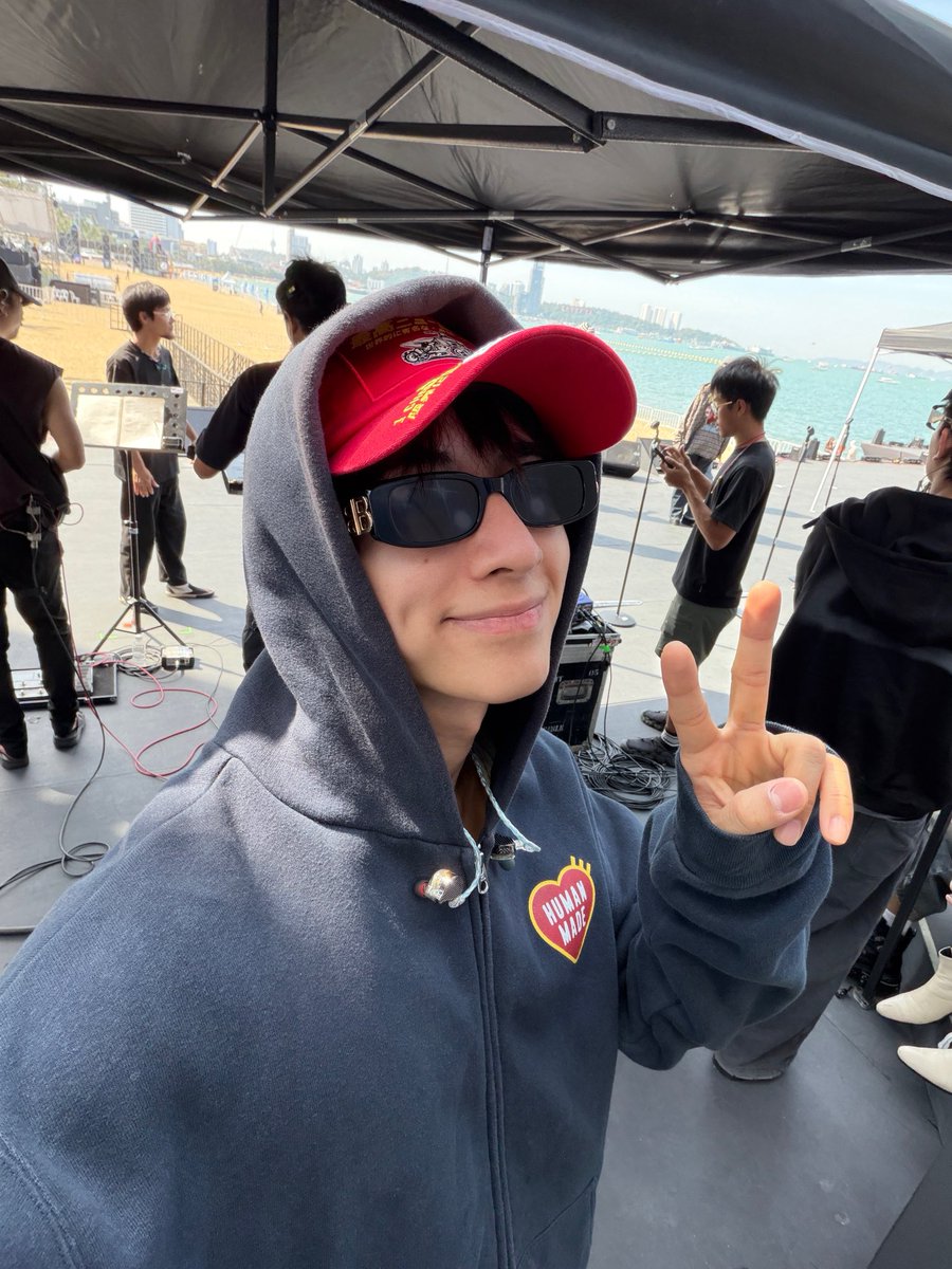 jungwboo_'s tweet image. เจอกาน 🧩