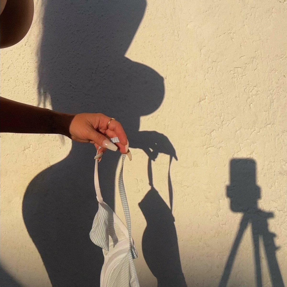 M.Neverskold tweet media