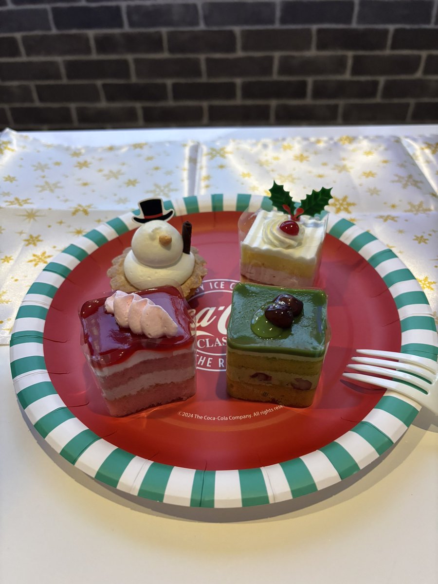 ibd_cd9624's tweet photo. そう言えば、クリスマスパーティーしました🎄
いつもお腹の事を気遣ってくれる優しい幼馴染に感謝🫶
たくさん食べちゃったけどたまにはいいよね〜笑 https://t.co/4WO8XfXjWe