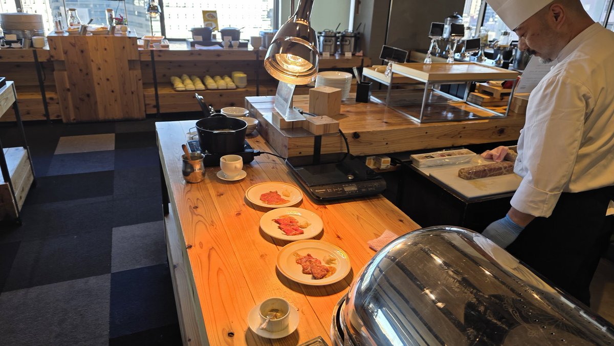 今日は2025年最後の大会、イヤーエンドマラソン！！
昭和記念公園で気持ちよく走ってきたよ！！
ゴール後は公園を散策して、ホテルでビュッフェランチを堪能！！
ローストビーフ美味しかった！！

次はいぶすき菜の花マラソン！
2026年も楽しく笑顔いっぱいで過ごそう！！

#イヤーエンドマラソン