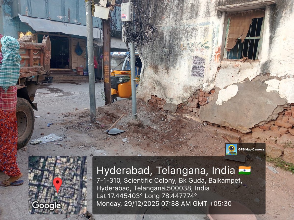 Kothapalli46211's tweet photo. @krishna_avs @CommissionrGHMC @ZC_Khairatabad @GHMCOnline @gadwalvijayainc @PrlsecyMAUD @vinay_vangala @Ilovehyderabad @UNTGAPS @Praja_Snklpm https://t.co/n6IczrQX9S