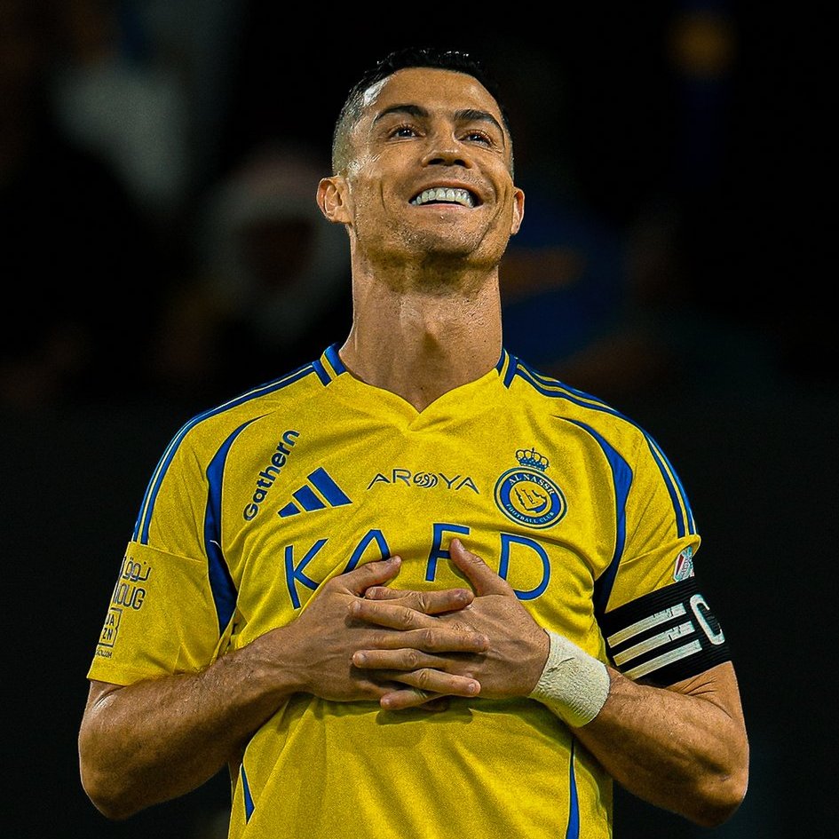 🐐👑 Cristiano Ronaldo, 14 farklı takvim yılında 40+ gol attı!

✅ 2010: 48 gol
✅ 2011: 60 gol
✅ 2012: 63 gol
✅ 2013: 69 gol
✅ 2014: 61 gol
✅ 2015: 57 gol
✅ 2016: 55 gol
✅ 2017: 53 gol
✅ 2018: 49 gol
✅ 2020: 44 gol
✅ 2021: 47 gol
✅ 2023: 54 gol
✅ 2024: 43 gol
✅ 2025: