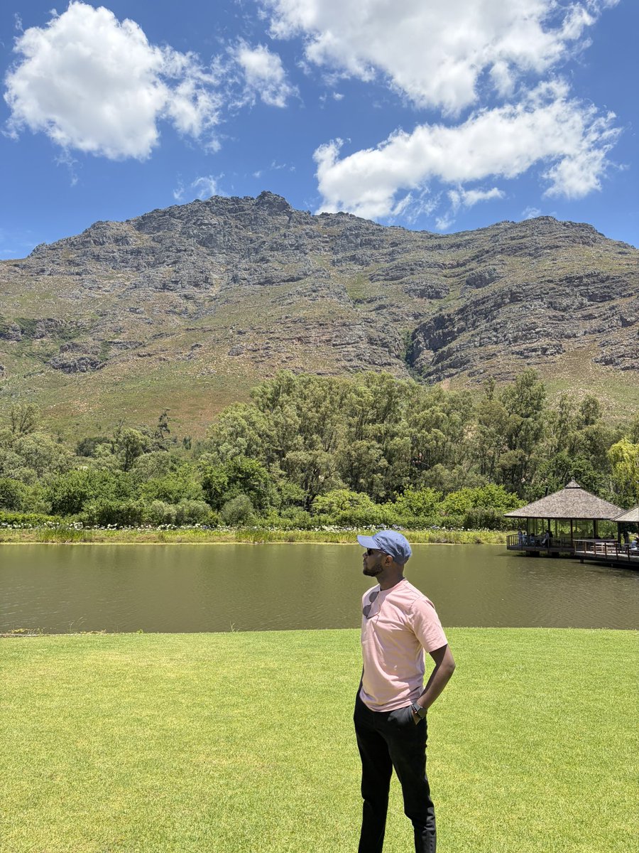 The Emuron 🥷🏽🧘🏽‍♂️ tweet media