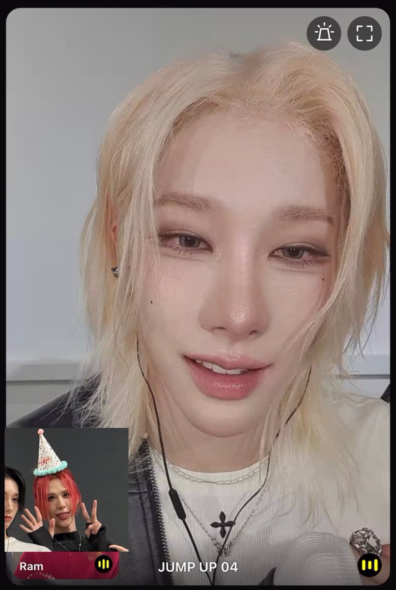 umutismile's tweet photo. REAL LIFE BARBIE SHES SO FINE i was gagged the entire time couldn’t even properly speak https://t.co/qRjYYPoXNx
