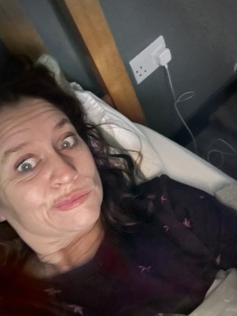 Rebecca1413931's tweet photo. Morning manic Monday lovers what it’s not manic cause i am in bed and not mine lol 😂 my mates cause I am away so have a great day love ya lots ♥️ https://t.co/9CZY3R6Cyx